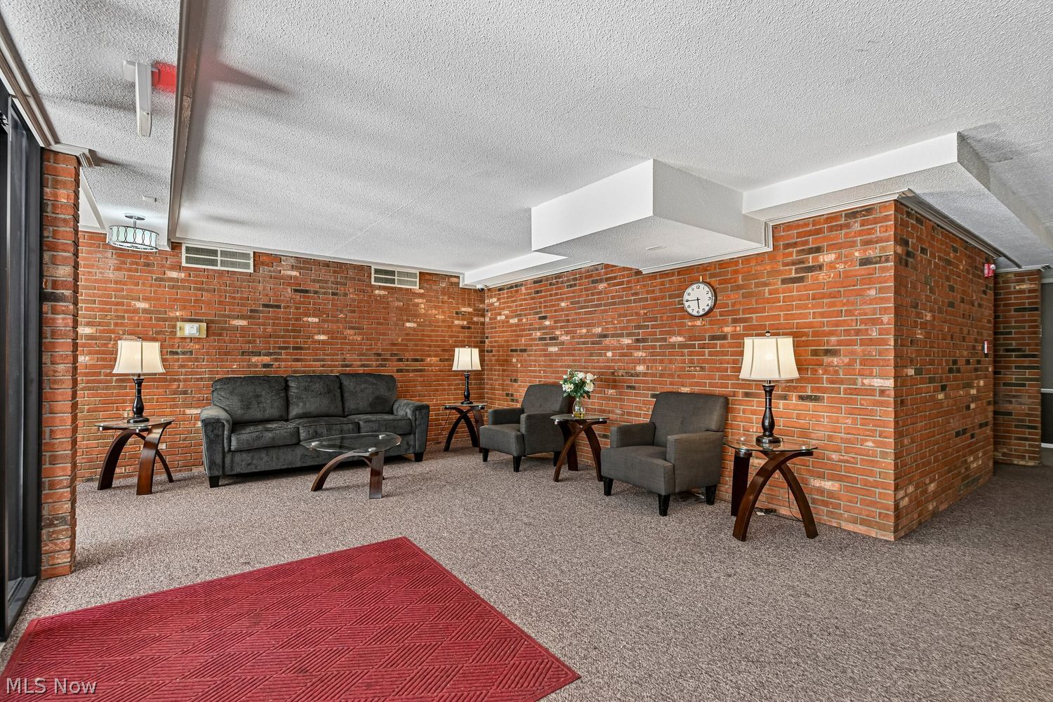 4187 Columbia Road North Olmsted OH 44070