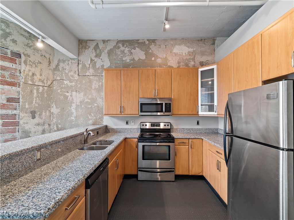 1104 Prospect Avenue E Cleveland OH 44115