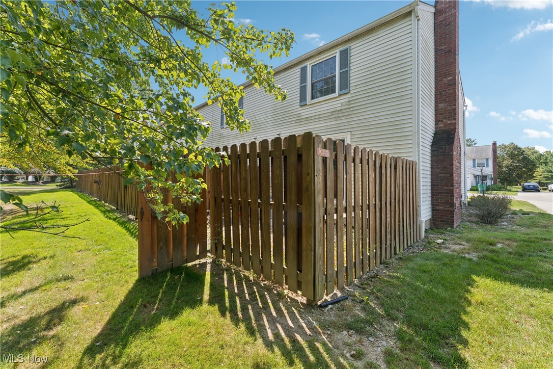 9618 E Idlewood Drive Twinsburg OH 44087