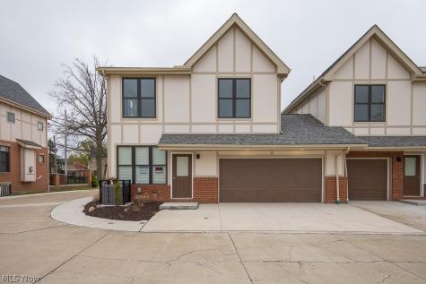 3142 E 135 Cleveland OH 44120