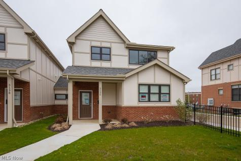 3142 E 135 Cleveland OH 44120