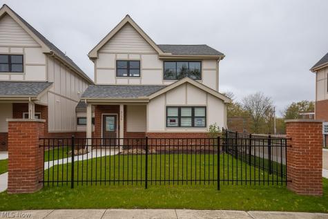 3142 E 135 Cleveland OH 44120