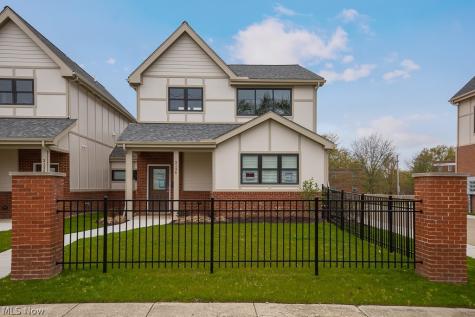 3142 E 135 Cleveland OH 44120