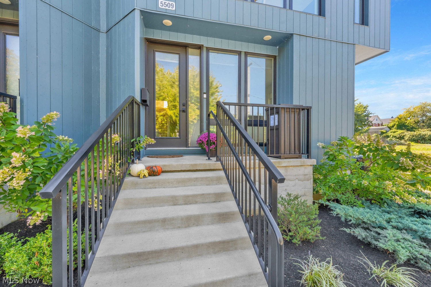 5509 Herman Avenue Cleveland OH 44102