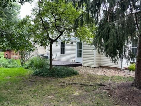 691 S Point Trail Berea OH 44017