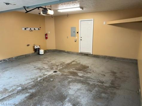 691 S Point Trail Berea OH 44017