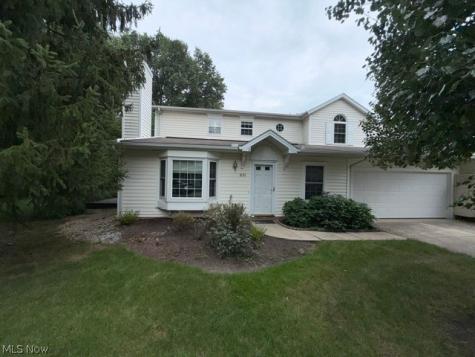 691 S Point Trail Berea OH 44017