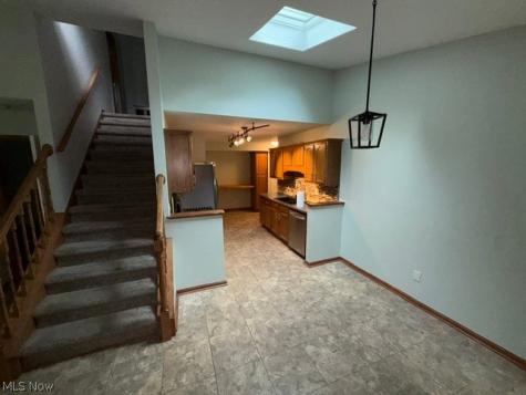 691 S Point Trail Berea OH 44017