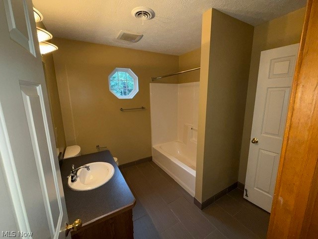 691 S Point Trail Berea OH 44017