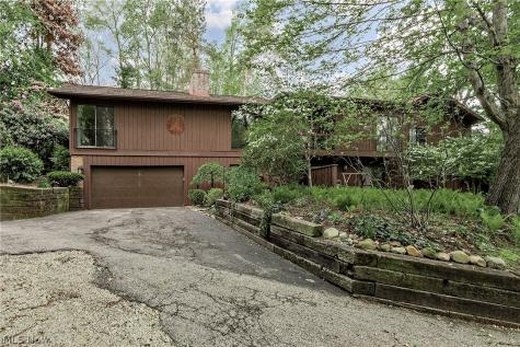 1936 Hemlock Drive Kent OH 44240
