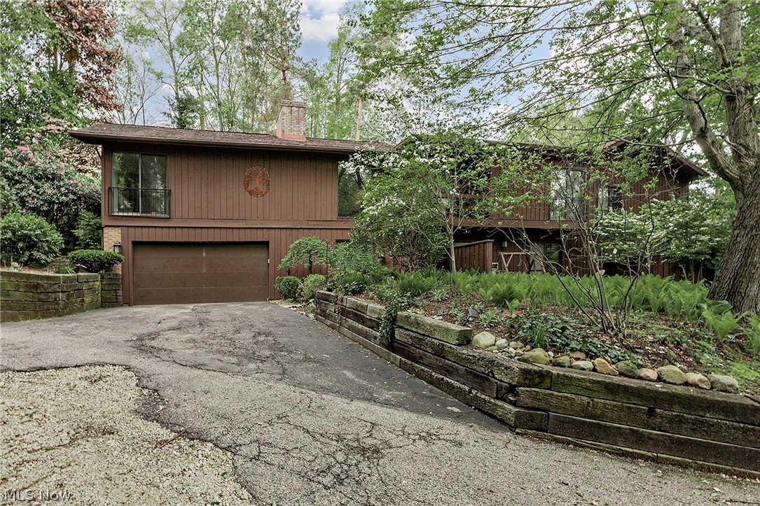 1936 Hemlock Drive Kent OH 44240