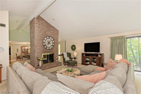 1936 Hemlock Drive Kent OH 44240