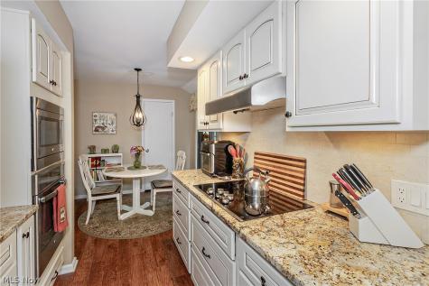 1936 Hemlock Drive Kent OH 44240