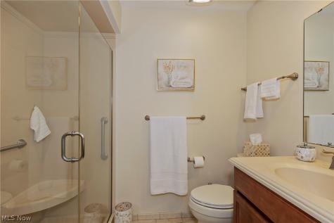 1936 Hemlock Drive Kent OH 44240