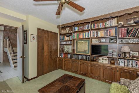 1936 Hemlock Drive Kent OH 44240