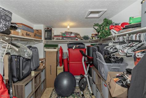 1936 Hemlock Drive Kent OH 44240