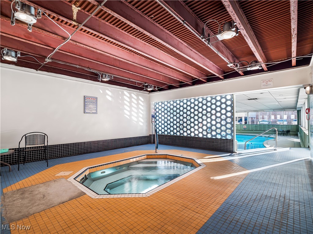 10301 Lake Avenue Cleveland OH 44102