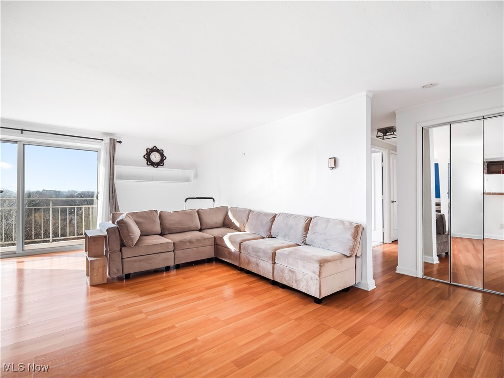 10301 Lake Avenue Cleveland OH 44102