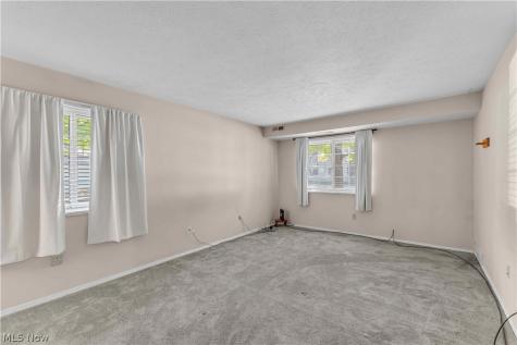 2960 S Bay Drive Westlake OH 44145