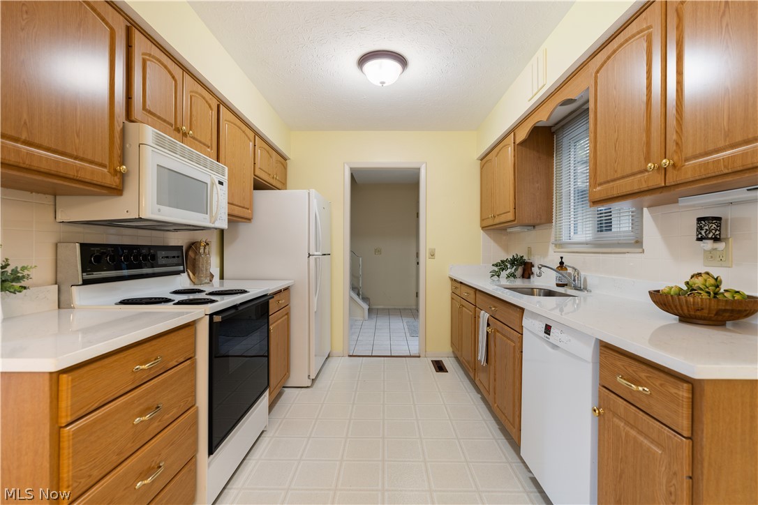 19281 Idlewood Trail Strongsville OH 44149