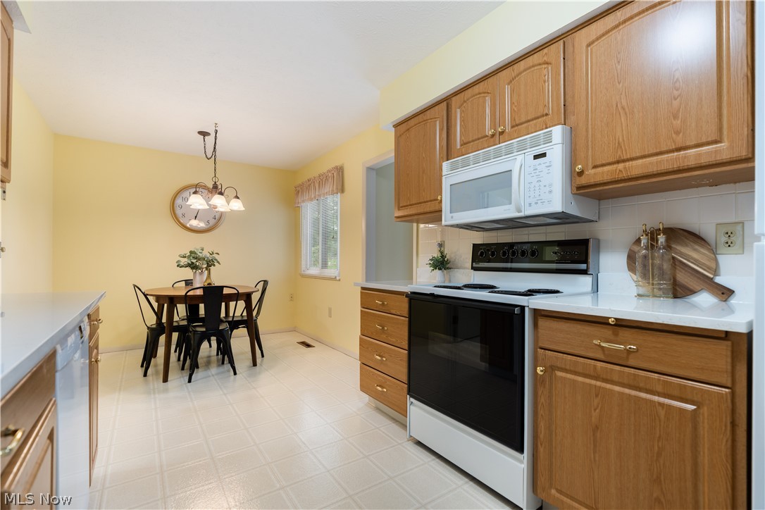 19281 Idlewood Trail Strongsville OH 44149