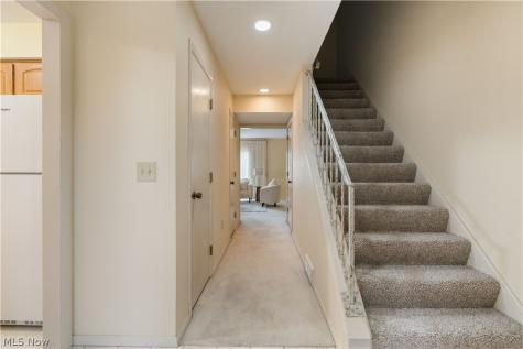 19281 Idlewood Trail Strongsville OH 44149