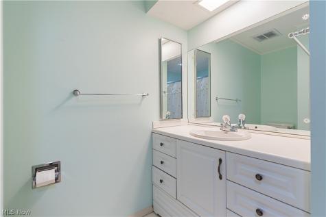 19281 Idlewood Trail Strongsville OH 44149