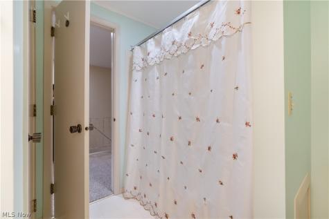 19281 Idlewood Trail Strongsville OH 44149