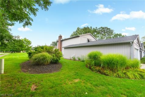 19281 Idlewood Trail Strongsville OH 44149