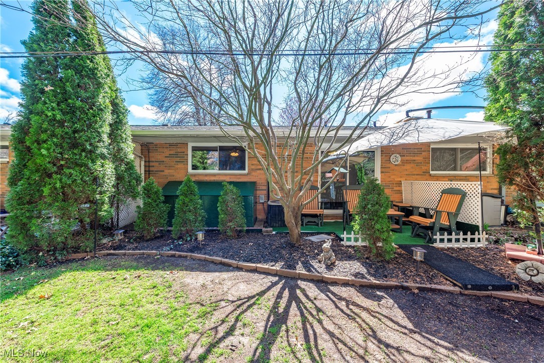 21872 River Oaks Drive Rocky River OH 44116