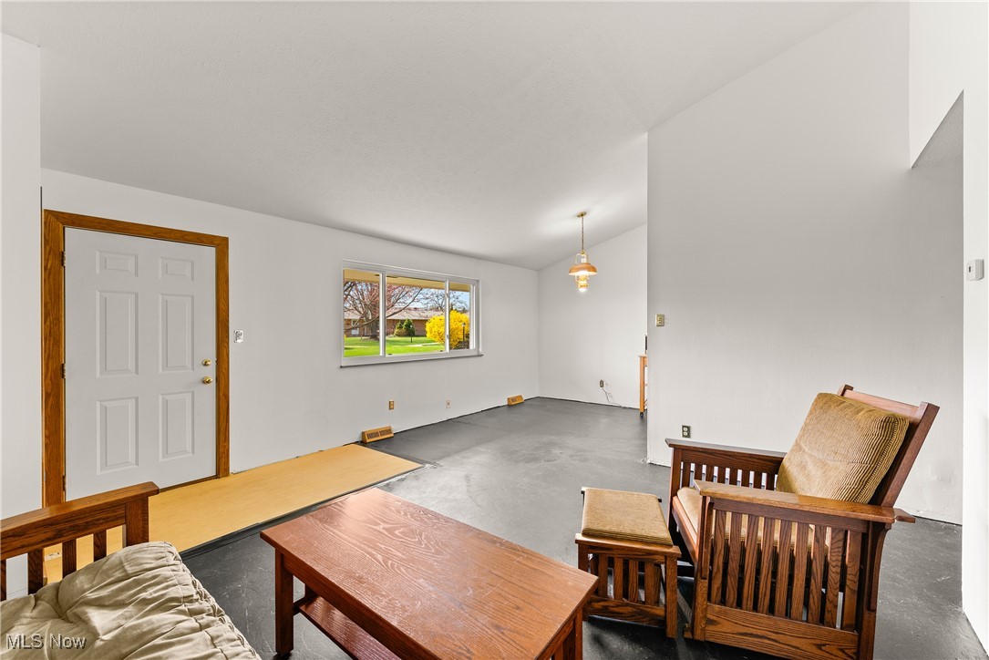 21872 River Oaks Drive Rocky River OH 44116