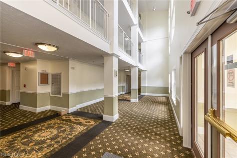 23004 Chandlers Lane Olmsted Falls OH 44138