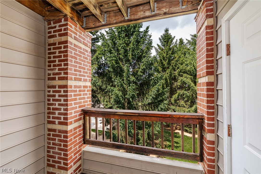 23004 Chandlers Lane Olmsted Falls OH 44138