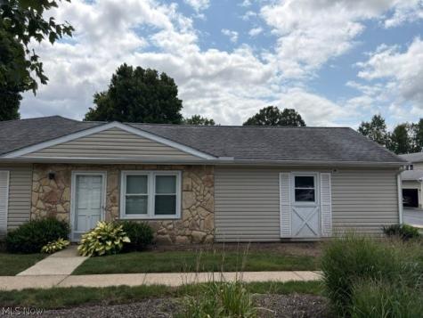 3959 Townhouse Lane Uniontown OH 44685