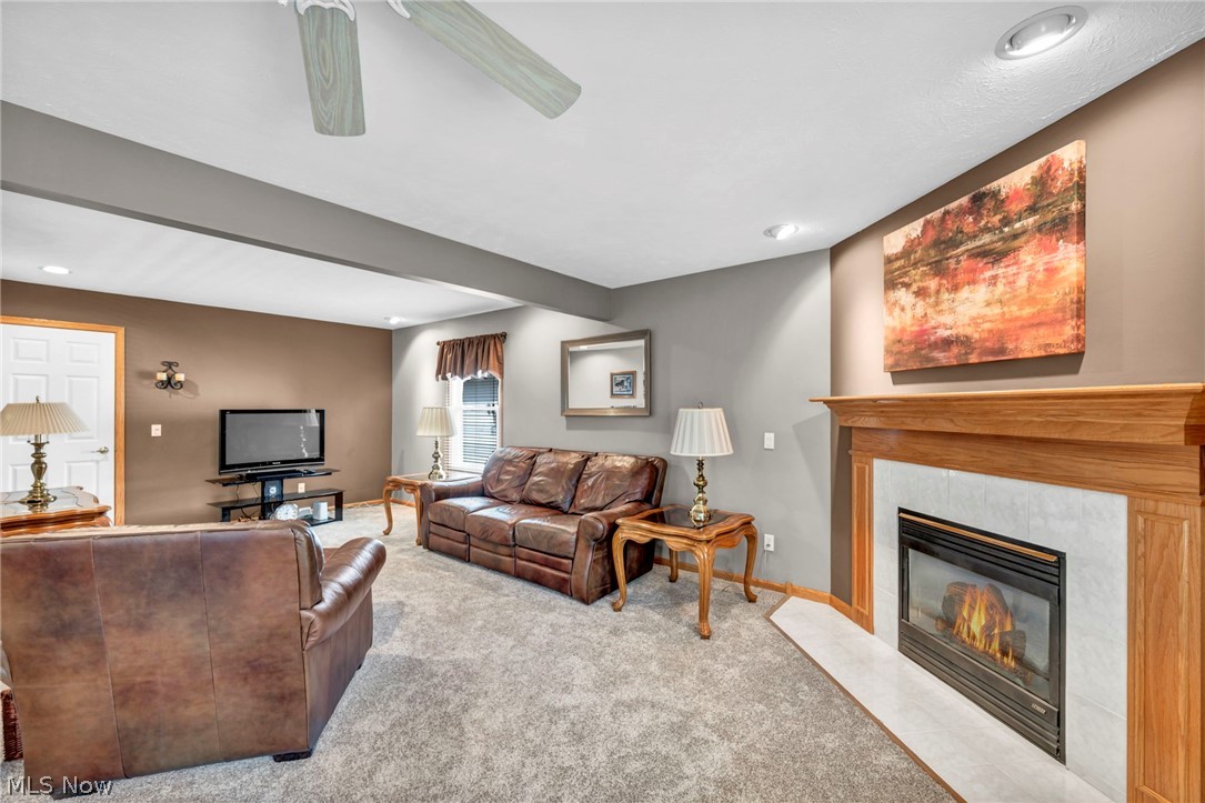 63 Sunset Cove Circle Eastlake OH 44095