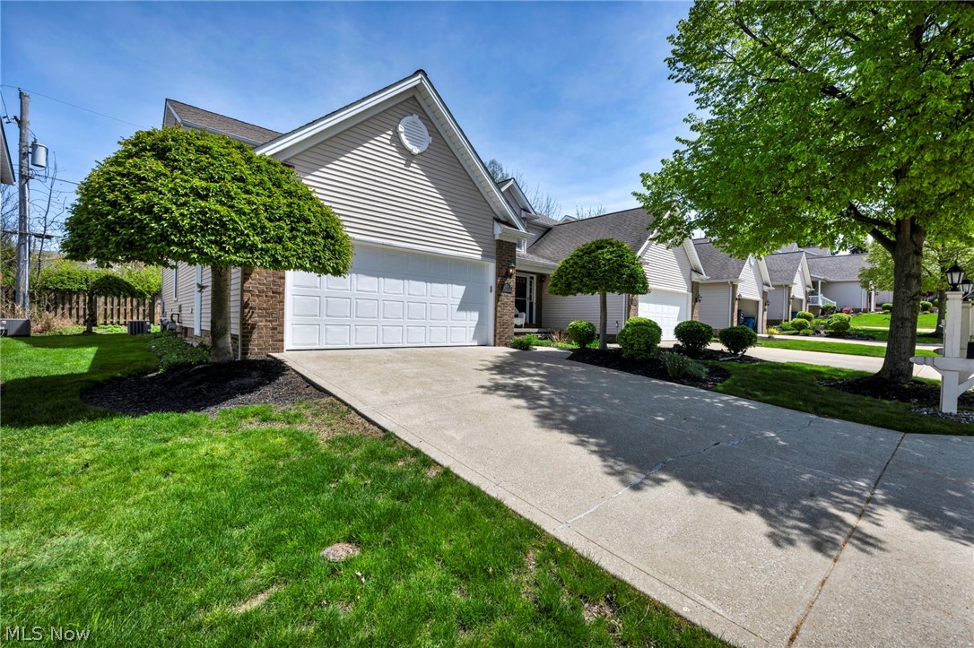 63 Sunset Cove Circle Eastlake OH 44095