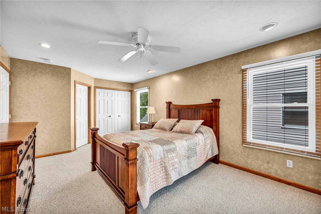 63 Sunset Cove Circle Eastlake OH 44095