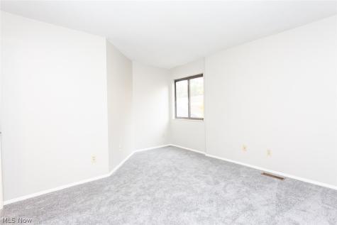 5587 Suncrest Court Parma OH 44134