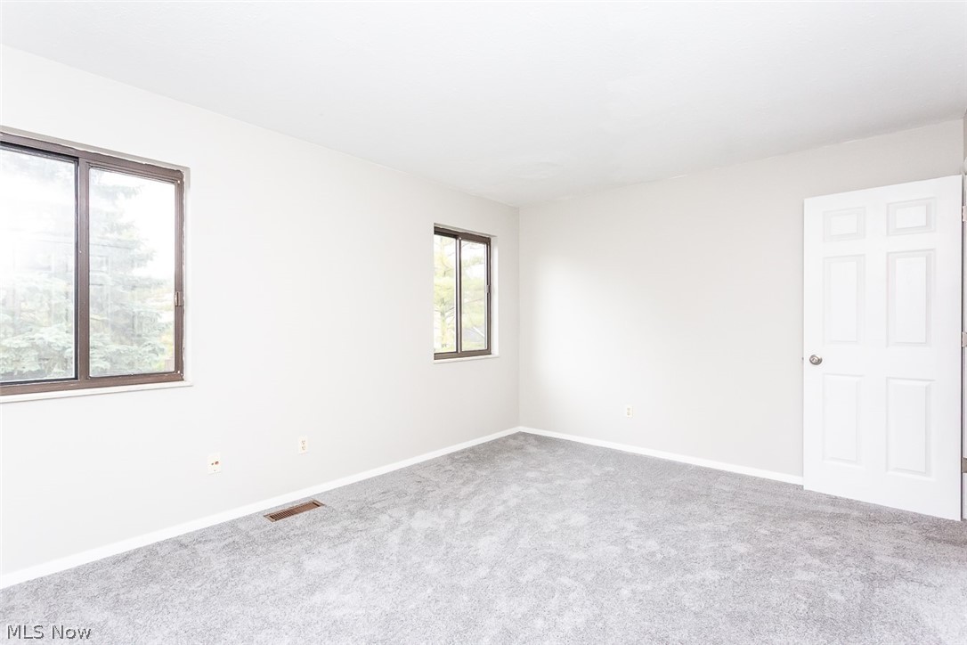 5587 Suncrest Court Parma OH 44134