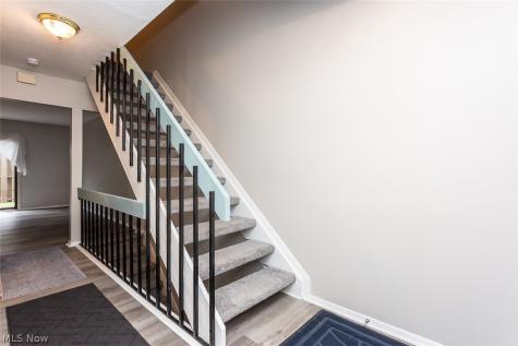 5587 Suncrest Court Parma OH 44134