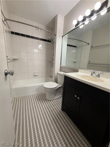 12700 Lake Avenue Lakewood OH 44107