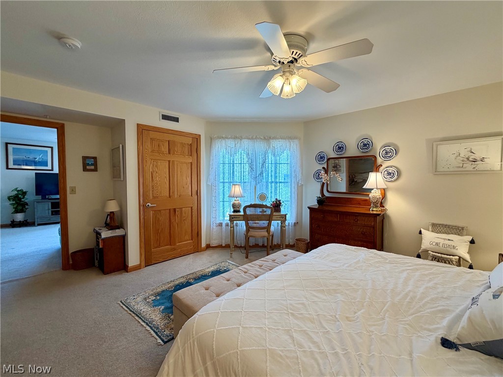 5753 Lake Road E Geneva OH 44041