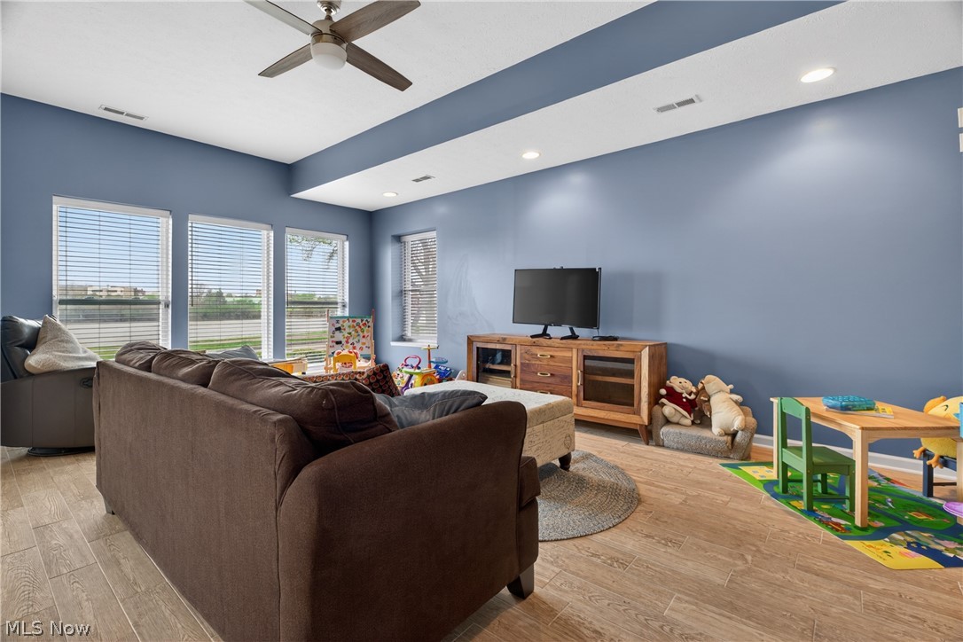 303 Arizona Avenue Lorain OH 44052