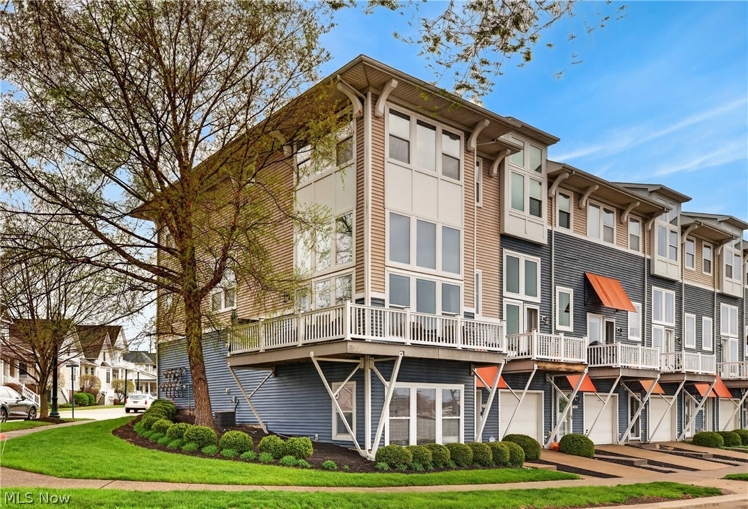 303 Arizona Avenue Lorain OH 44052