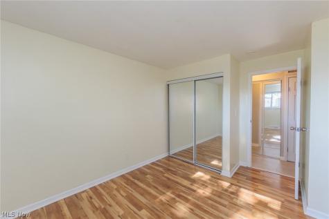 1384 Golden Gate Boulevard Mayfield Heights OH 44124