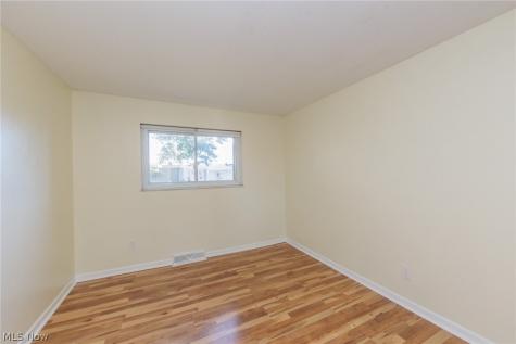 1384 Golden Gate Boulevard Mayfield Heights OH 44124