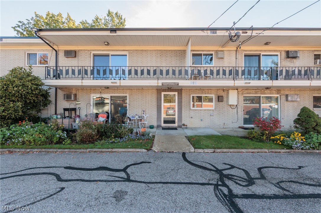 1384 Golden Gate Boulevard Mayfield Heights OH 44124