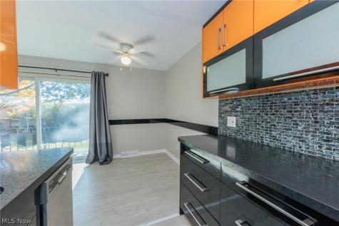 1384 Golden Gate Boulevard Mayfield Heights OH 44124