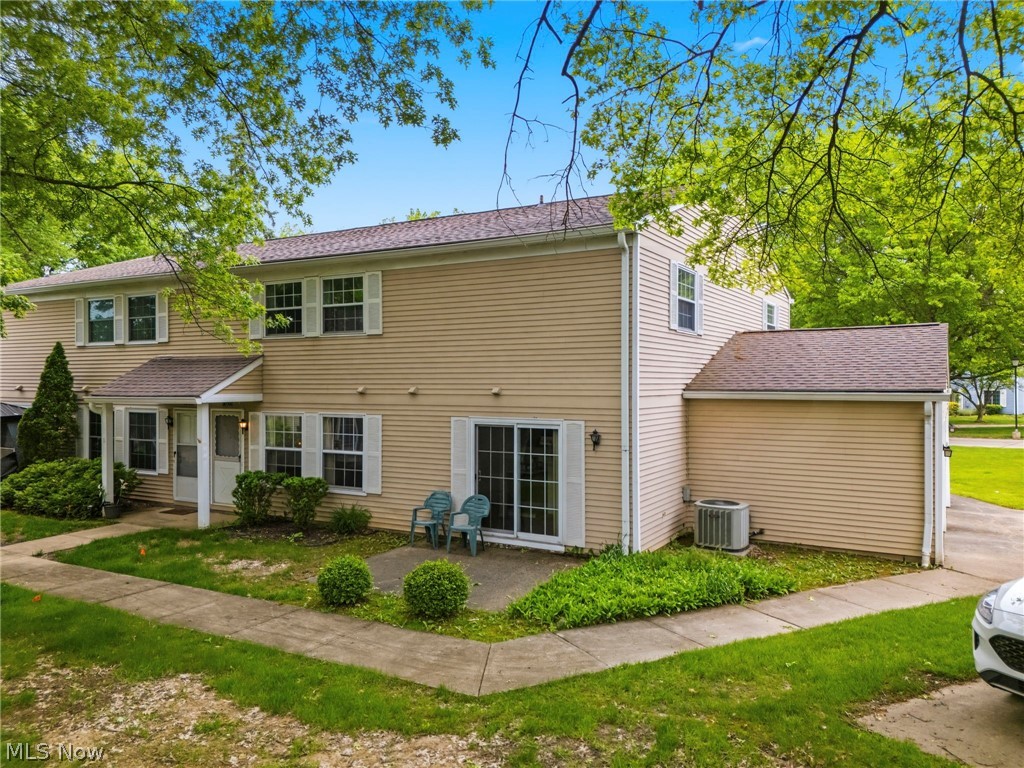 13622 Oakbrook Drive North Royalton OH 44133