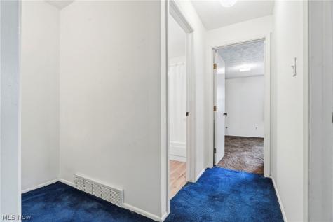 13622 Oakbrook Drive North Royalton OH 44133